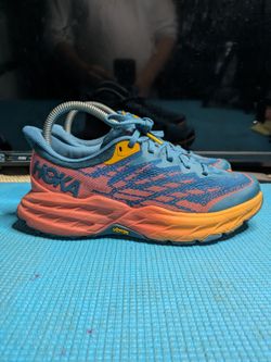 Hoka One One Speedgoat 5 Womens Size 6.5 Blue Coral Trail Running 1123158 BCCML