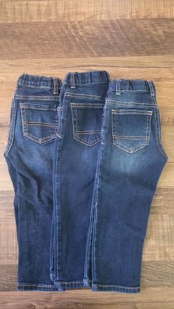 Lot of 3 toddler boy jeans 3T