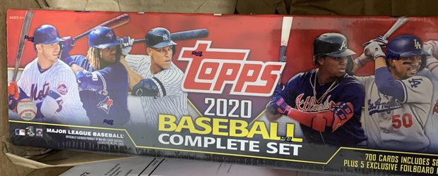 2020 Topps mlb complete set, red and green boxes