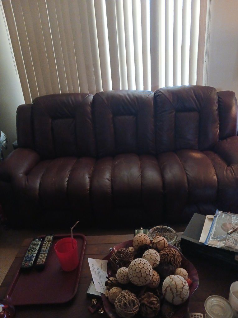 Couch And Love Seat Recliner