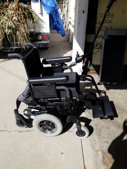 QUICKY PULSE 6 POWER CHAIR SEMI NEW ( NO BACK PACK)