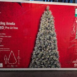 9 Ft Sparkling Amelia Pine LED Prelit Christmas Tree, 600 Lights 1626 Tips