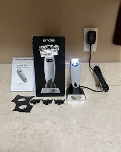 andis PROFESSIONAL CORDLESS T-OUTLINER LITHIUM-ION TRIMMER