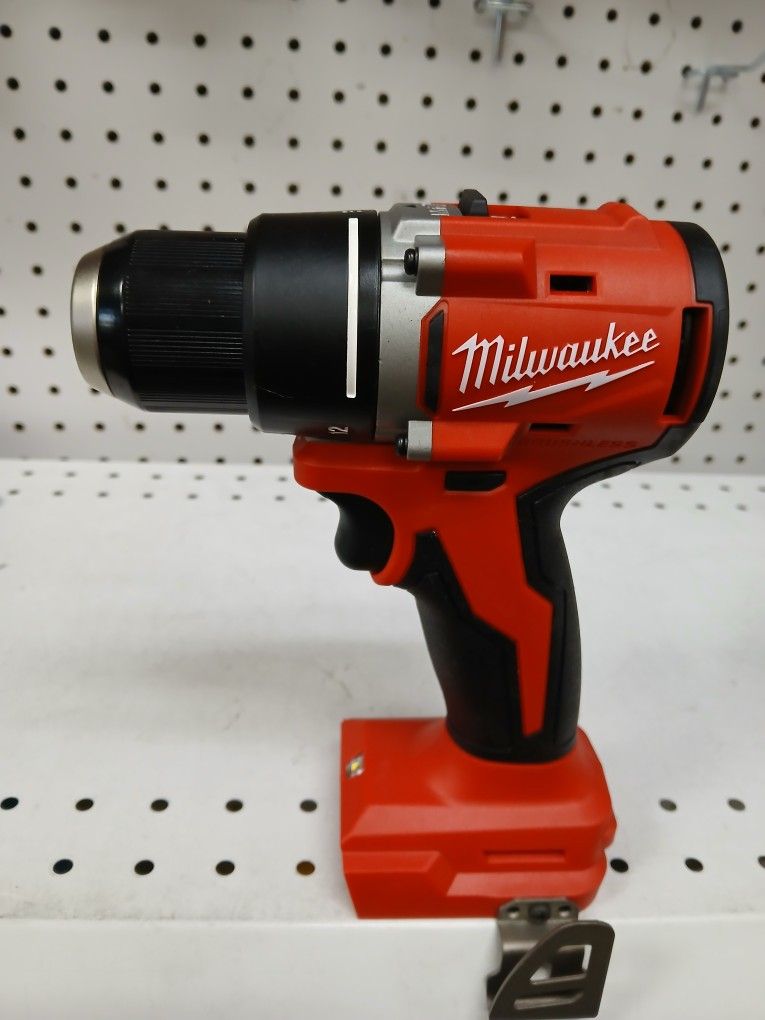 Milwaukee New Drill Driver 18M Brushless
