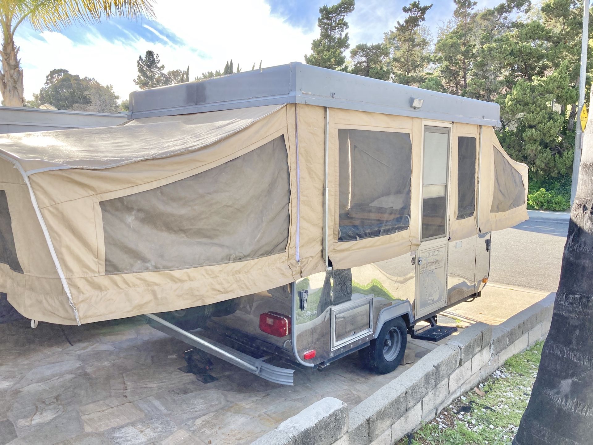 Skamper Pop Up Camper Trailer for Sale in Diamond Bar, CA OfferUp