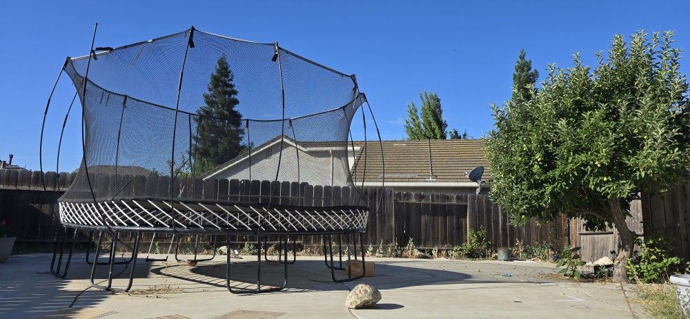 Trampoline