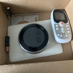 Nest Thermostat With Control 