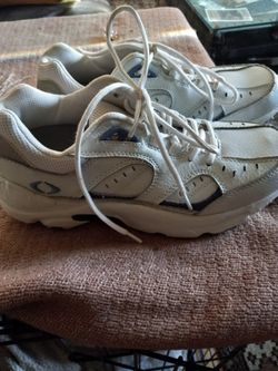 Apex V854 W  Women's 7.5 Walking Shoes