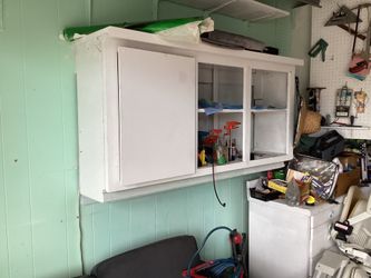 Wall shelf unit