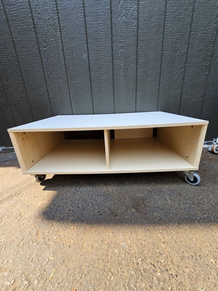 White Coffee Table with Wheels