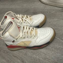 Air Jordan 5 Retro “Mars for Her