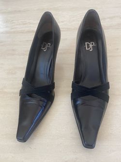 Women’s Size 10 Donald Pliner Black Leather Pumps 