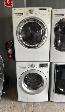 LG Front Load Washer and Dryer White Combo
