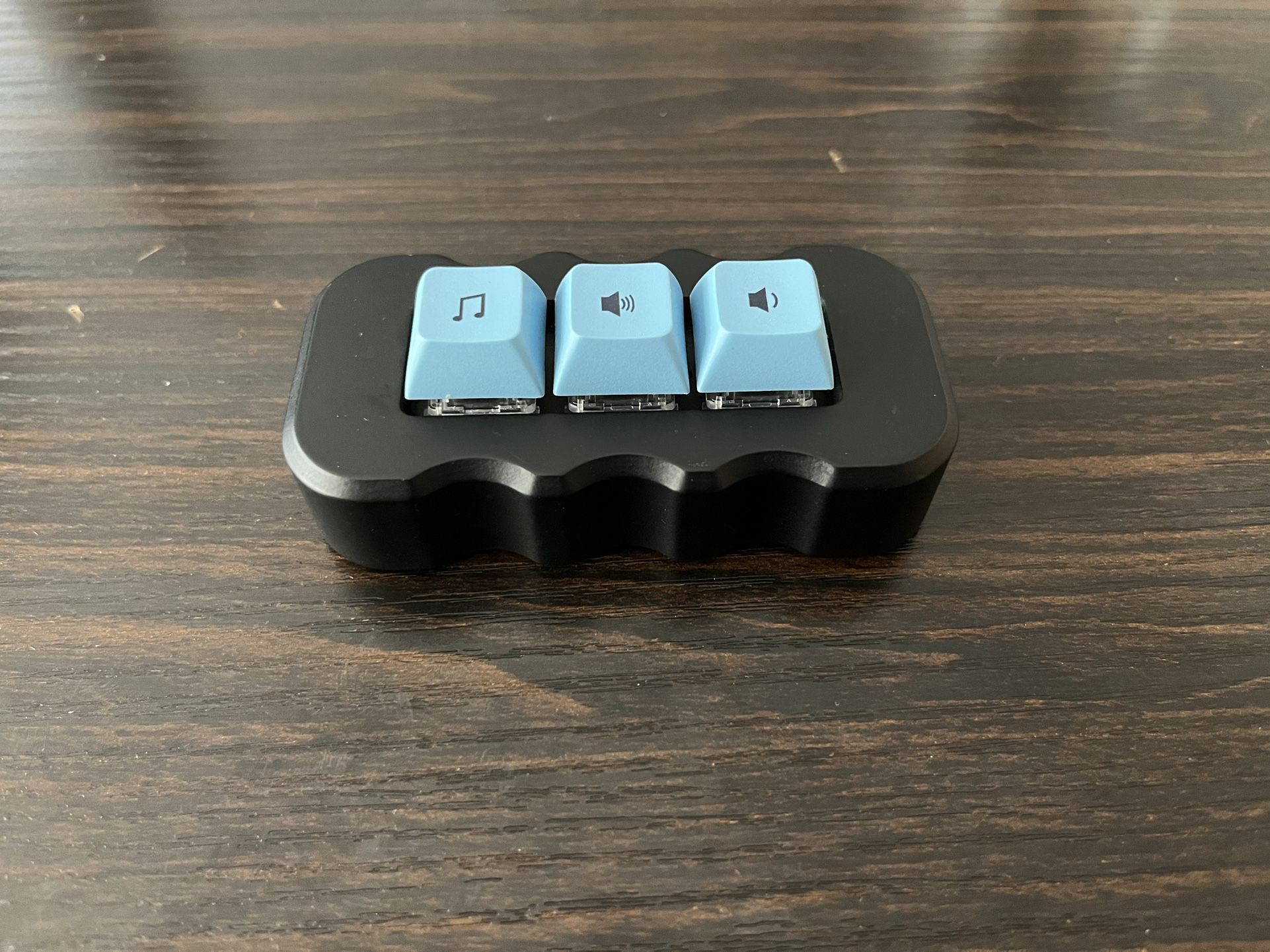 3-key Programmable Keyboard