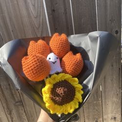 crochet bouquet. spooky gift