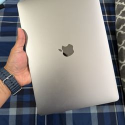 MacBook Pro 13-inch, 2019 