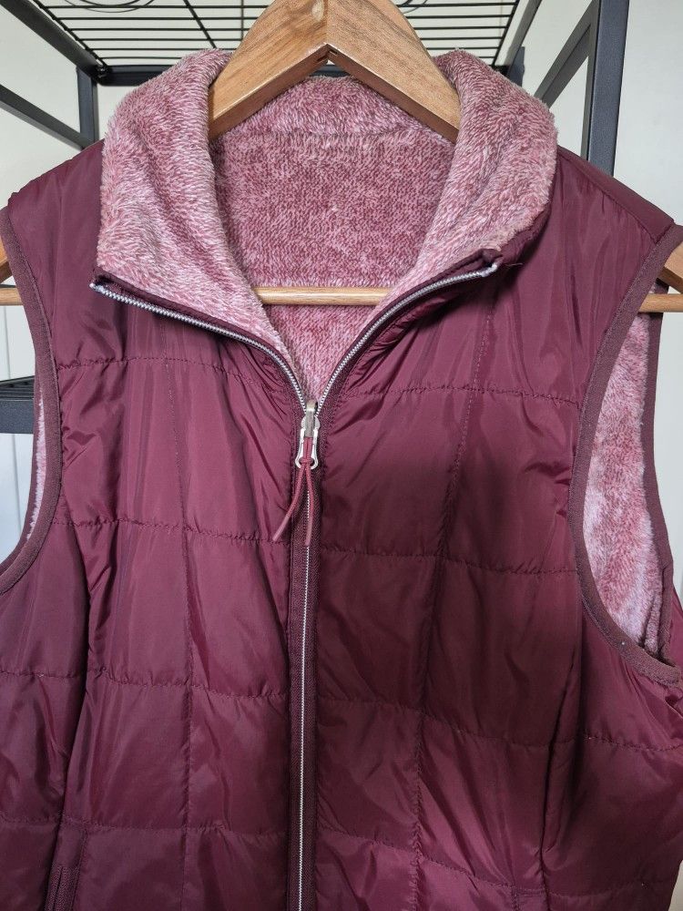 Free Country Reversible Puffer Vest - Maroon/Pink Fleece - Women's - $30