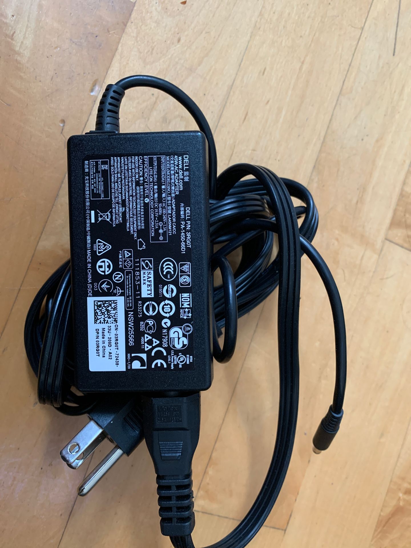 Dell AC ADAPTER