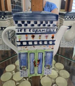 Teapot