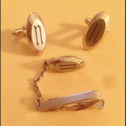 Vintage 3 Piece Gold Toned N Monogrammed Cufflink Set By Hickok USA VGC