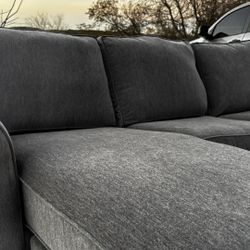 *FREE DELIVERY* Ash Gray Havertys Sectional