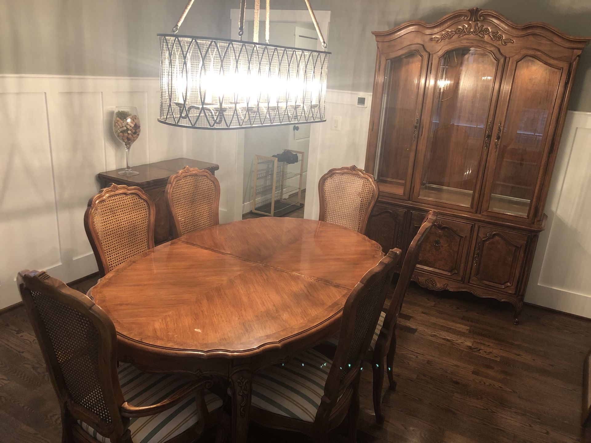 Dining room set