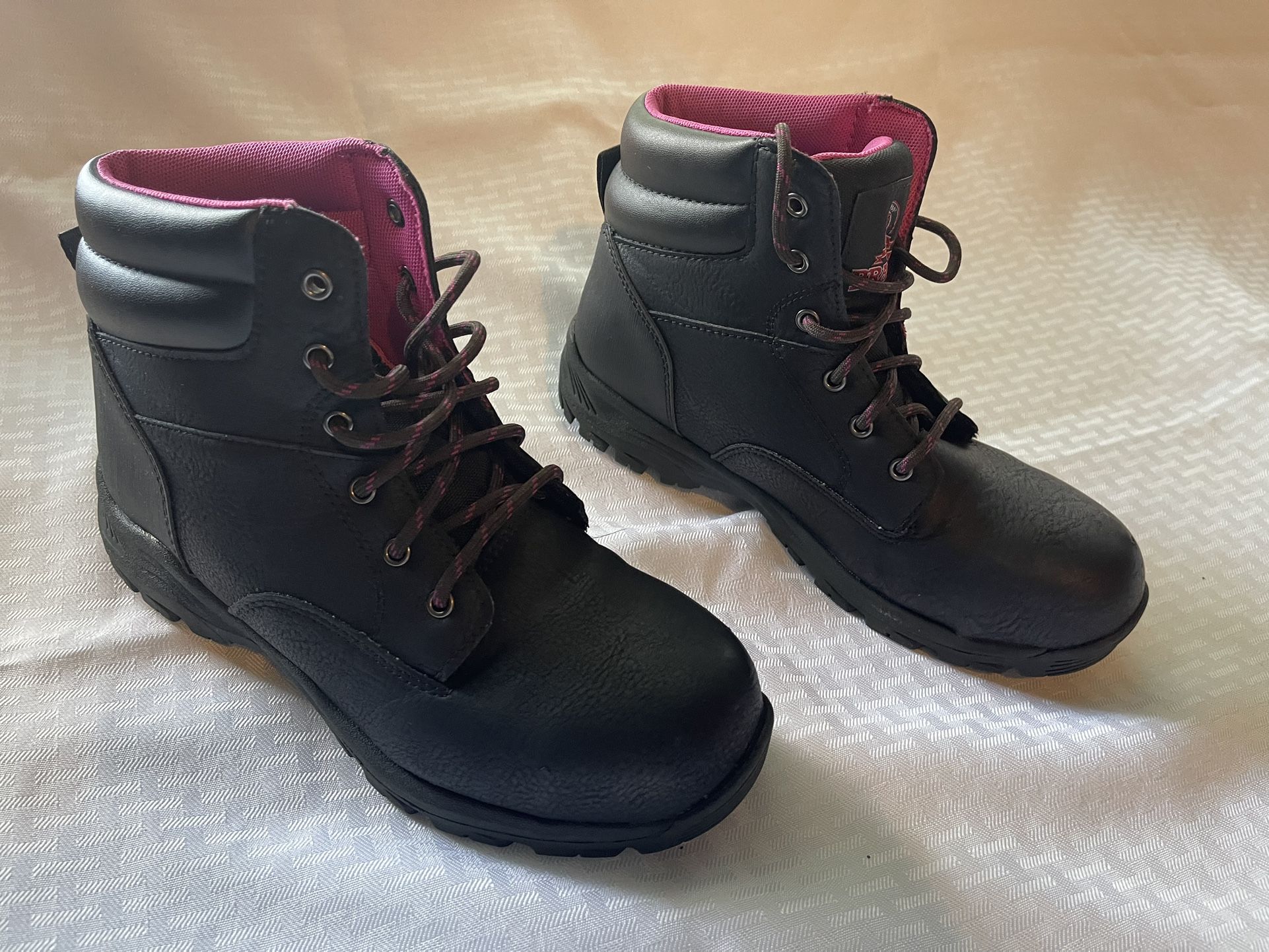 Brahma Black, 6” High, Safety Shoes, IS Women’s Size 7.5