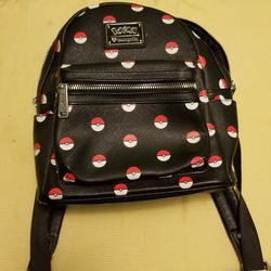 Backpack/ mochilas 8$