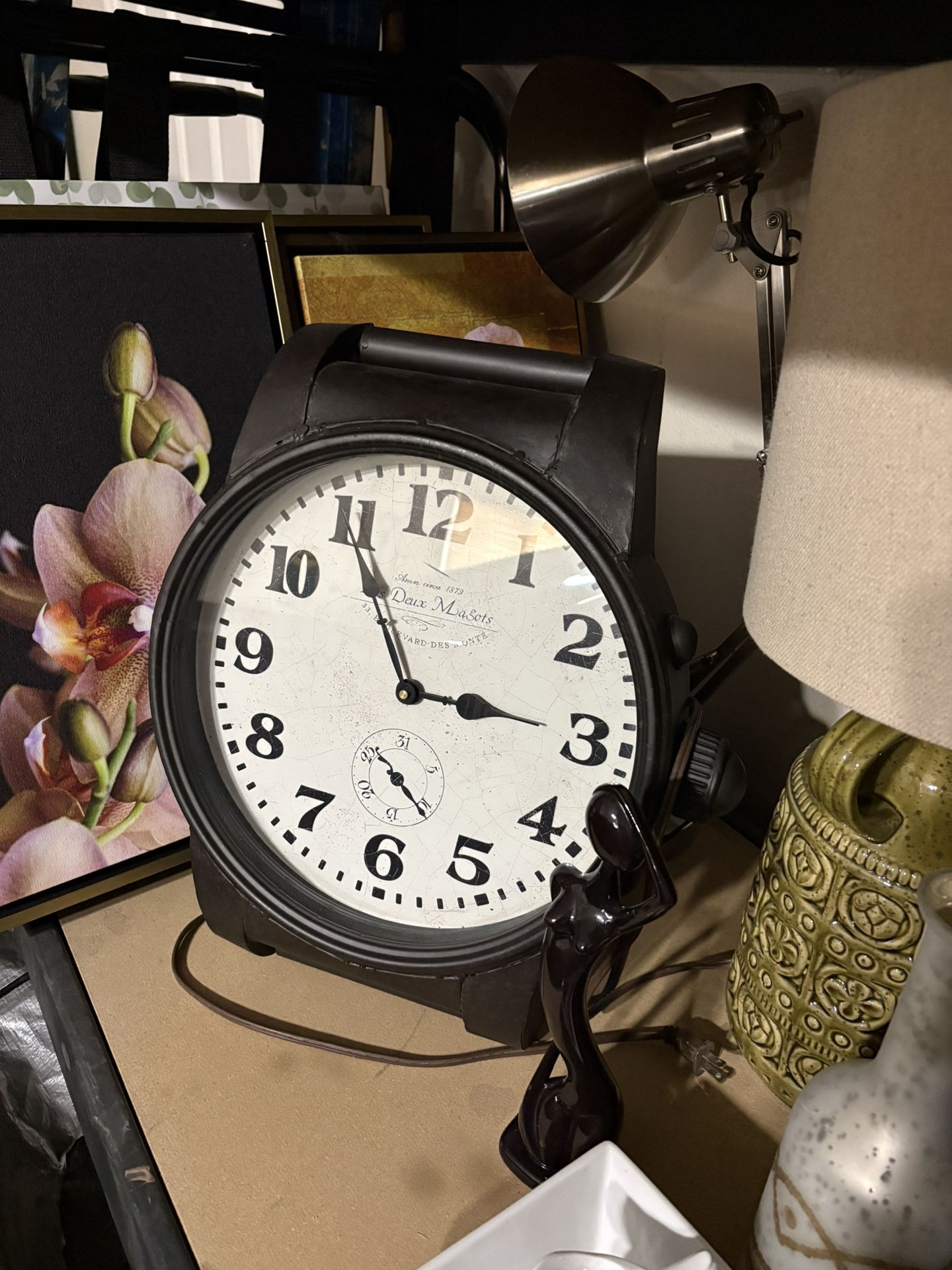Metal Wristband Clock Large