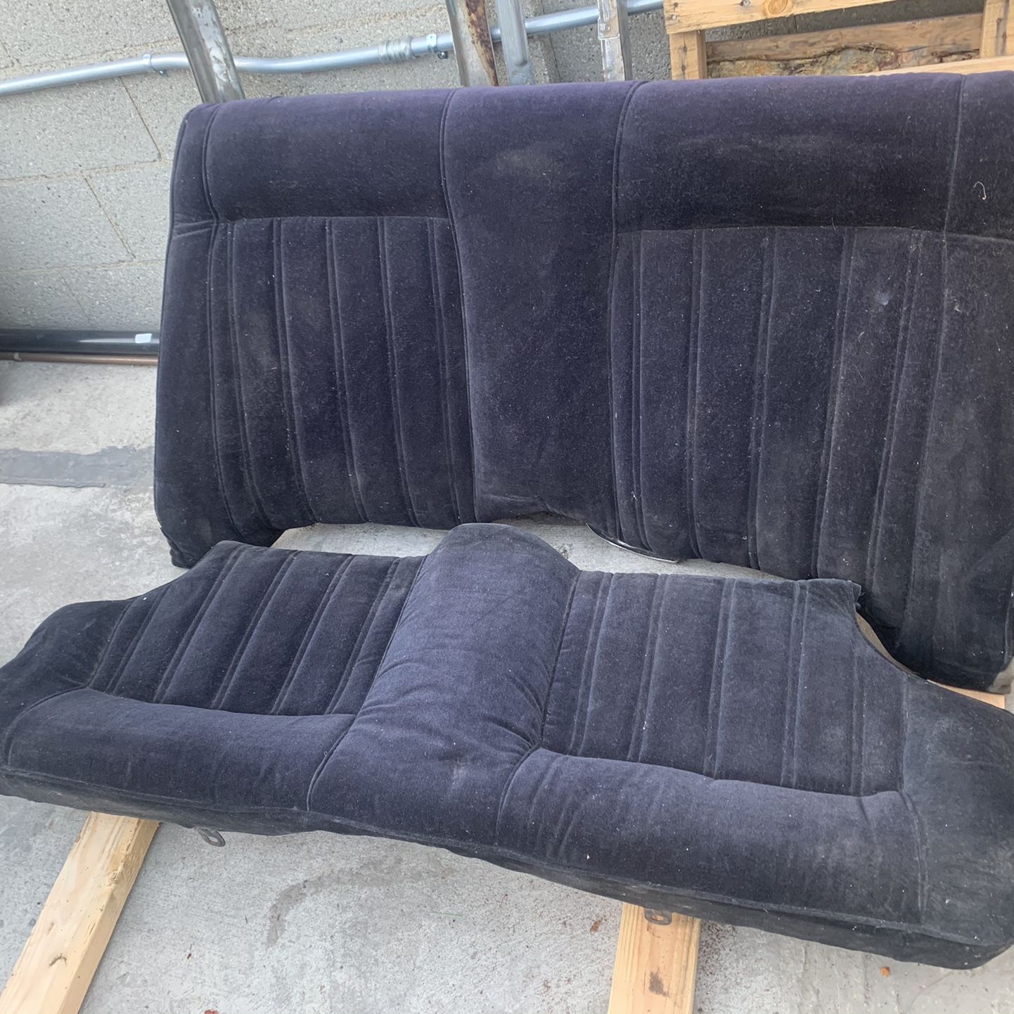 1971,72,73,74 Toyota Celica Back Seat And Rest