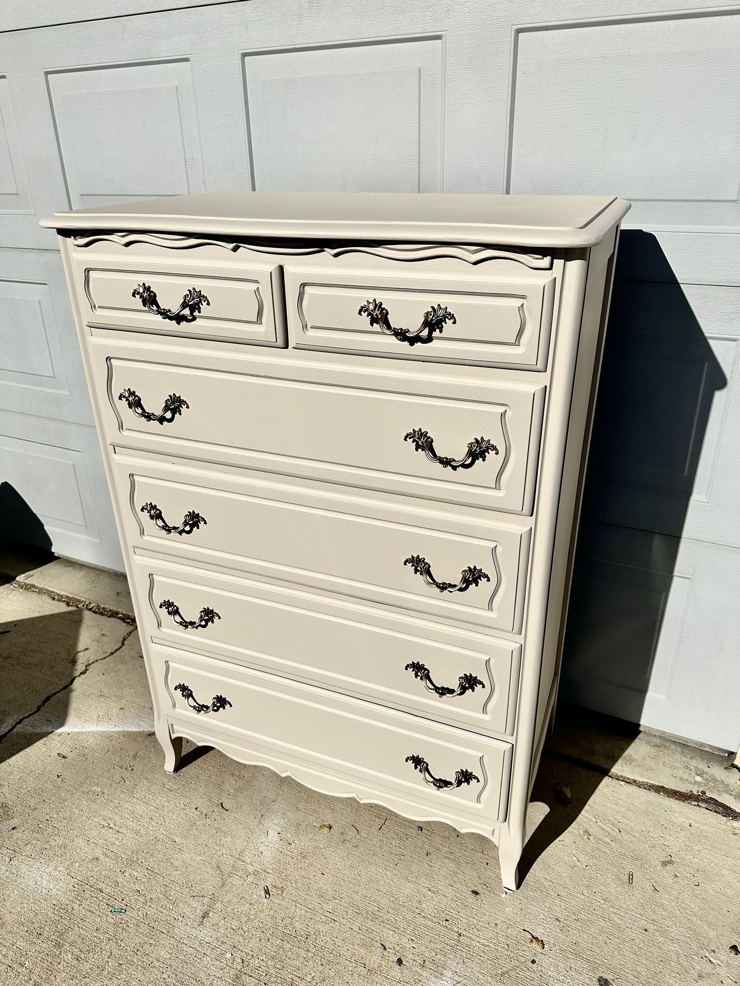 Elegant French Provincial Dresser