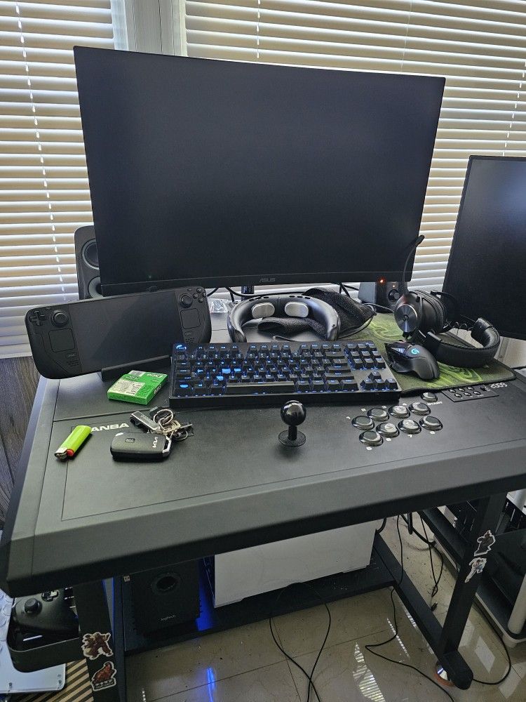 Qanba 2009 Single Player Fight Stick Table.