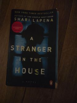 A stranger in the house by shari lapena
