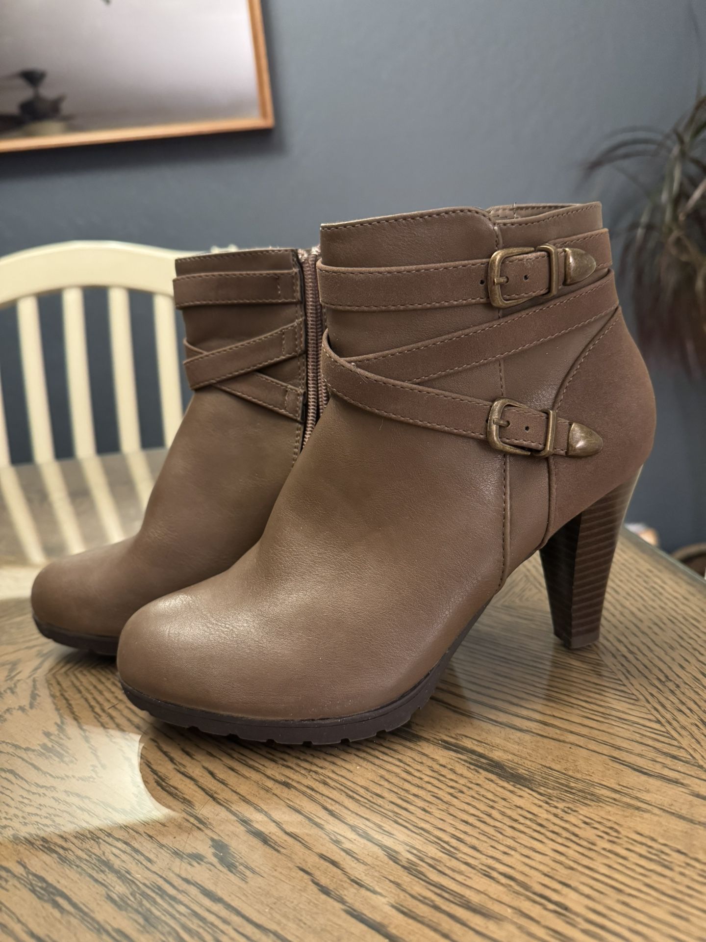 Women’s Boots With Heels