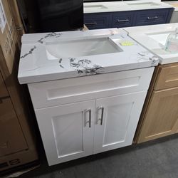 Bathroom Vanity 27"