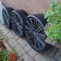 Set Wheels And Tires 