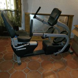Spirit  C-series Recumbent Stepper