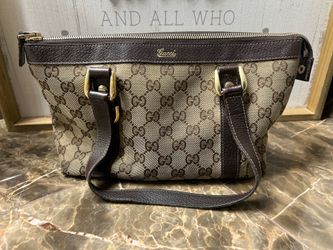 $300 gucci purse authentic in great condition look at last photo just have a lil rip at the bottom  no lowballers pick up on need this gone today