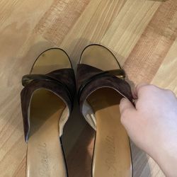 Renetti Wedges Size 7.5