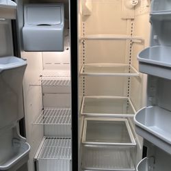 Frigidaire Refrigerator 