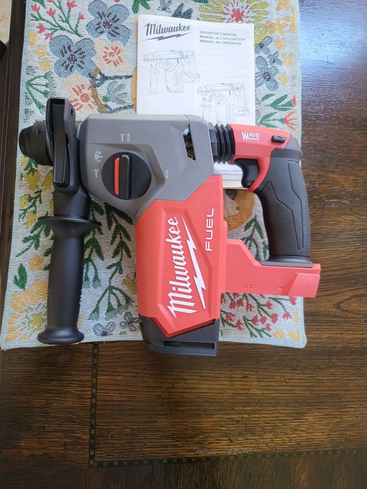 Milwaukee M18 FUEL 18V Lithium-Ion Brushless Cordless 1 in. SDS-Plus Rotary Hammer (Tool-Only)