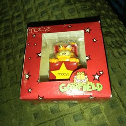 Vintage Macy's 2003 Collectible Ornament Garfield Christmas NEW