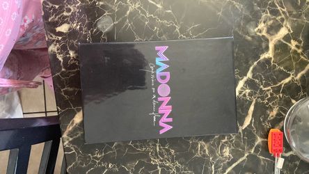 Madonna Confessions on a Dance Floor Album