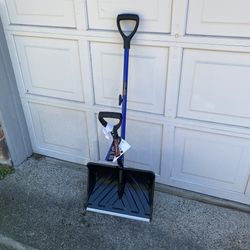 New Snow Joe 18" Strain-Reducing Snow Shovel