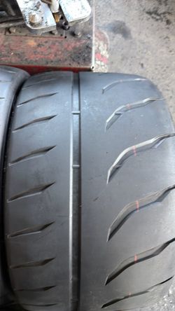 Toyo 325/30/20 Pair