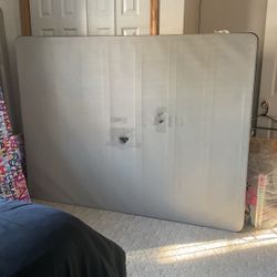 Free Queen Box spring