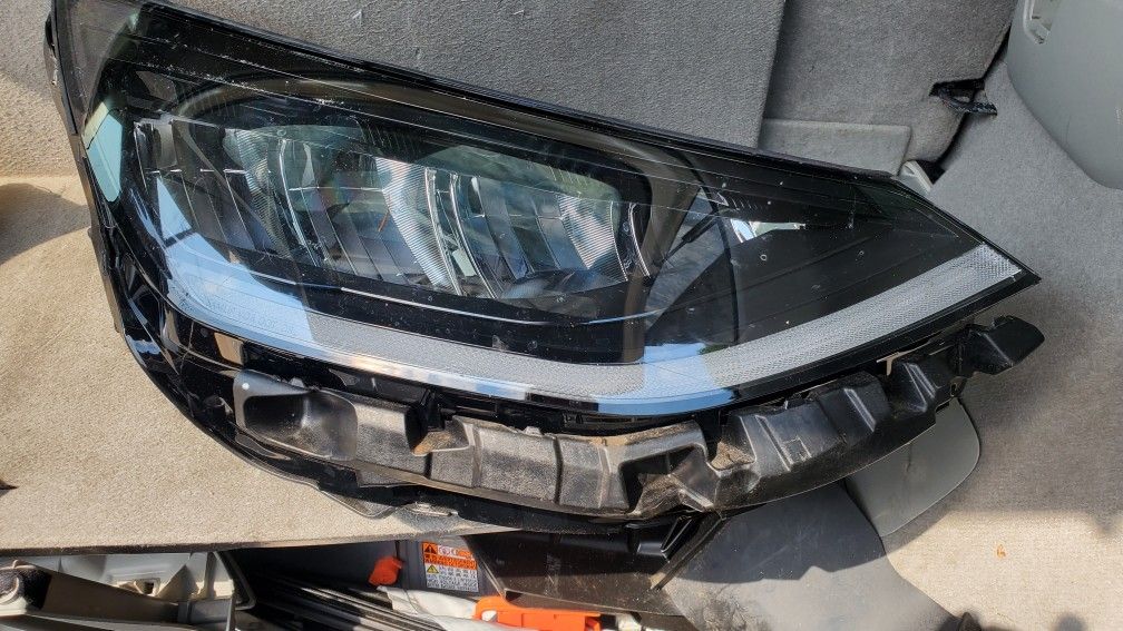 2020-2023 Hyundai Sonata Headlight LED OEM Assembly For Parts Or Repair - 92102l0100