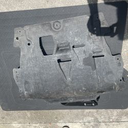 Volvo S60 Engine Skid Plate And PCV Box