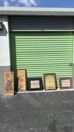 Paintings for sale . Muchos cuadros a la venta