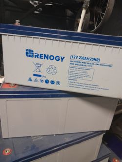 4 Renogy 200ah battery